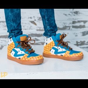 You Story’s Woody inspired kid sneakers